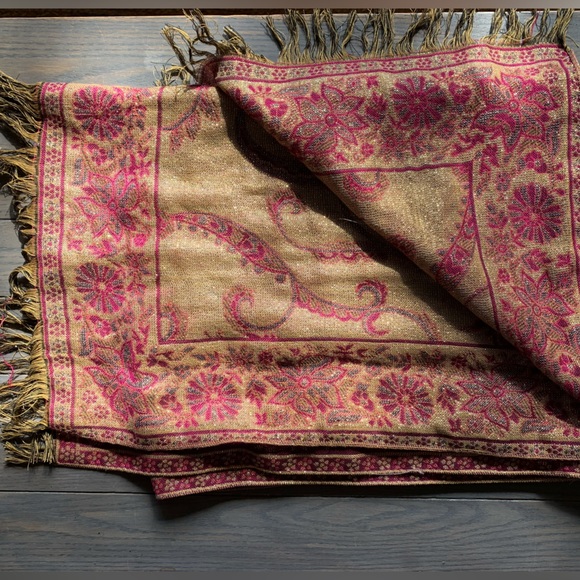 Vintage scarf - Picture 3 of 4